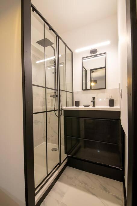 Elegant T3 Le Petit Palais Avignon Apartment ภายนอก รูปภาพ