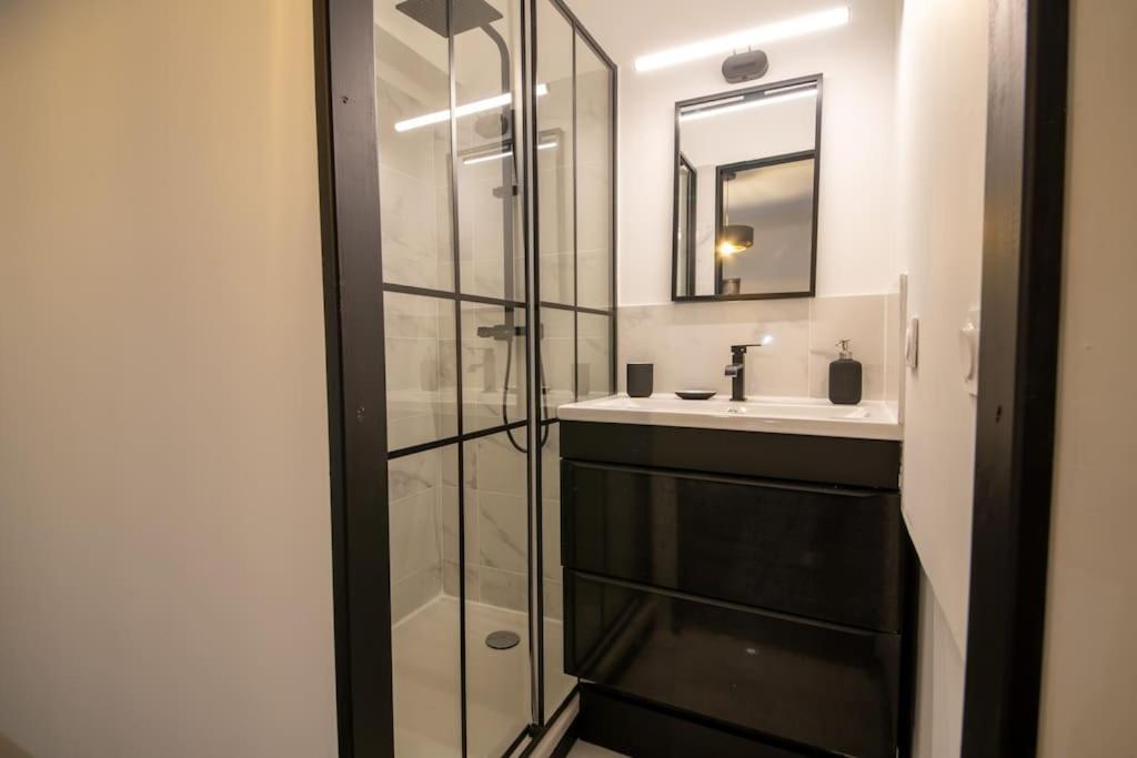 Elegant T3 Le Petit Palais Avignon Apartment ภายนอก รูปภาพ